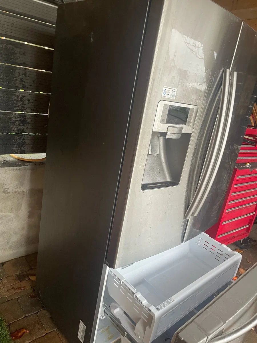 Fridge freezer - Image 3