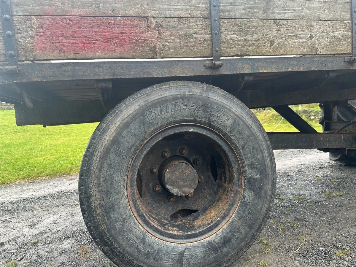 Wooden Tractor tipping trailer - Image 4