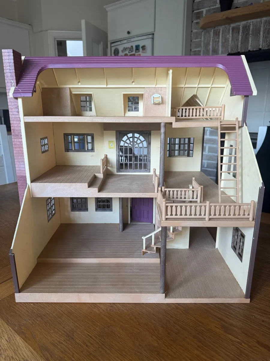 Sylvanian Families - Oakwood Manor House - Image 4