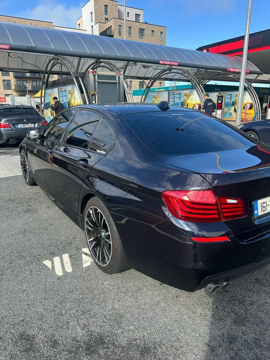 2016 BMW 520d M-Sport LOW MILAGE - Image 2