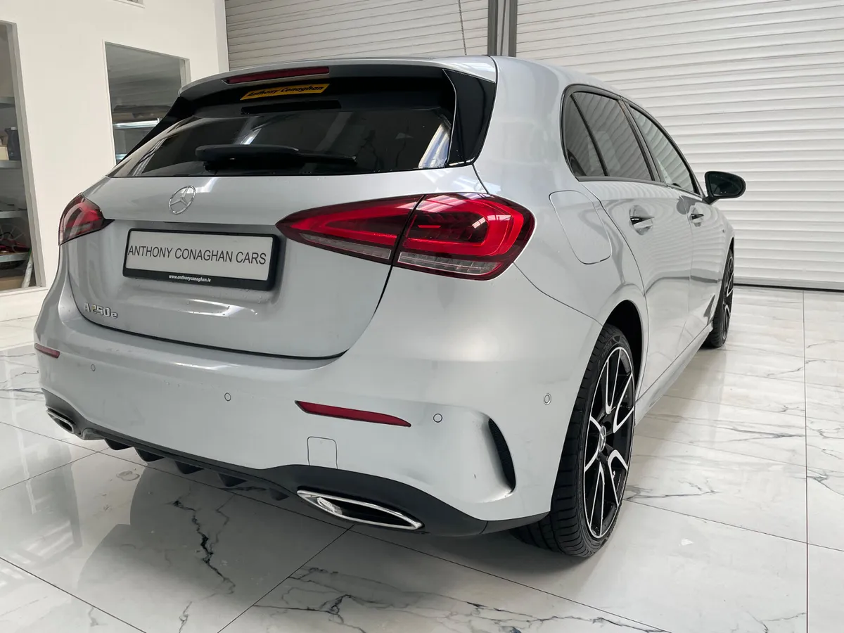 Mercedes-Benz AMG 2021 Pan Roof - Image 3