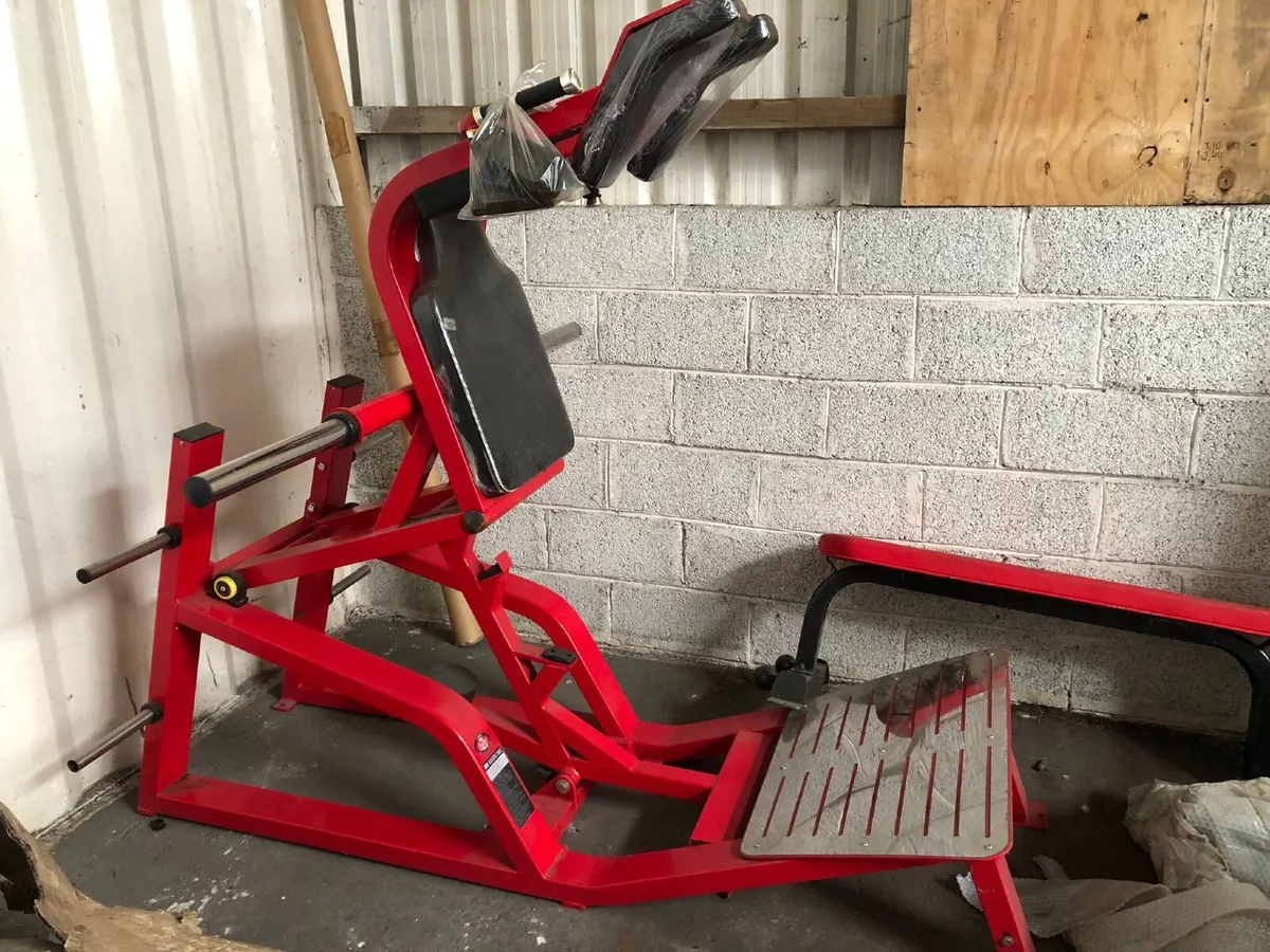 Hack Squat Plate Loaded Red New - Image 1