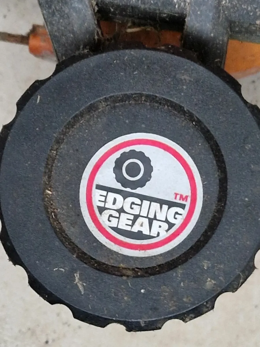 WORX Edging Gear Garden Strimmer, Excellent condit - Image 3