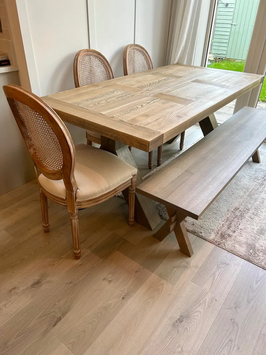 Dining table, bench and dining chairs - Image 1