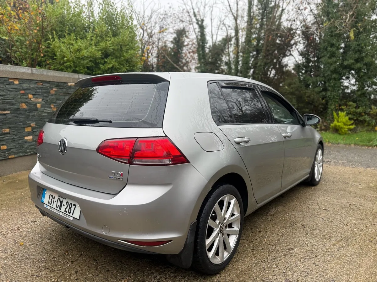 2013 Volkswagen Golf - Image 4