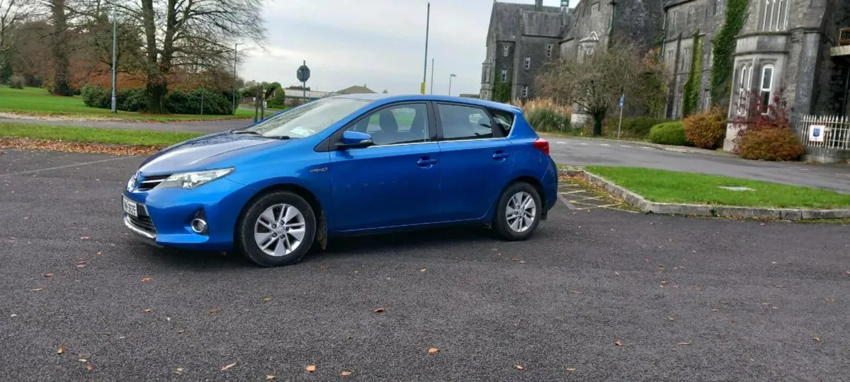 2012 TOYOTA AURIS HYBRID AUTOMATIC € 8️⃣8️⃣5️⃣0️⃣€ - Image 4