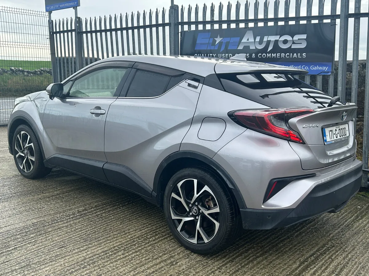 Toyota C-HR Self Charging Hybrid 2017 - Image 2