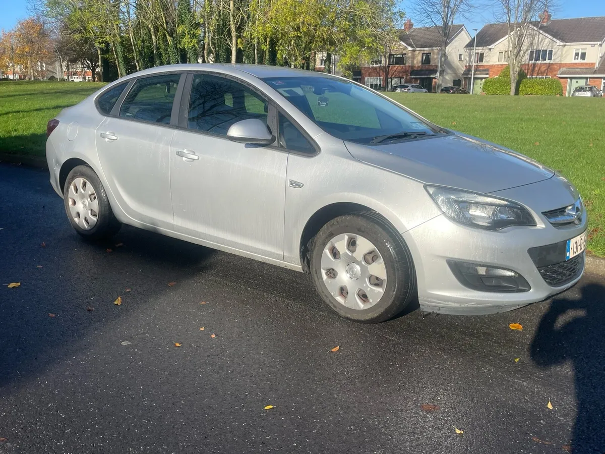 OPEL ASTRA 1.4 PETROL “NCT 05/26 “95000 MILES “ - Image 3