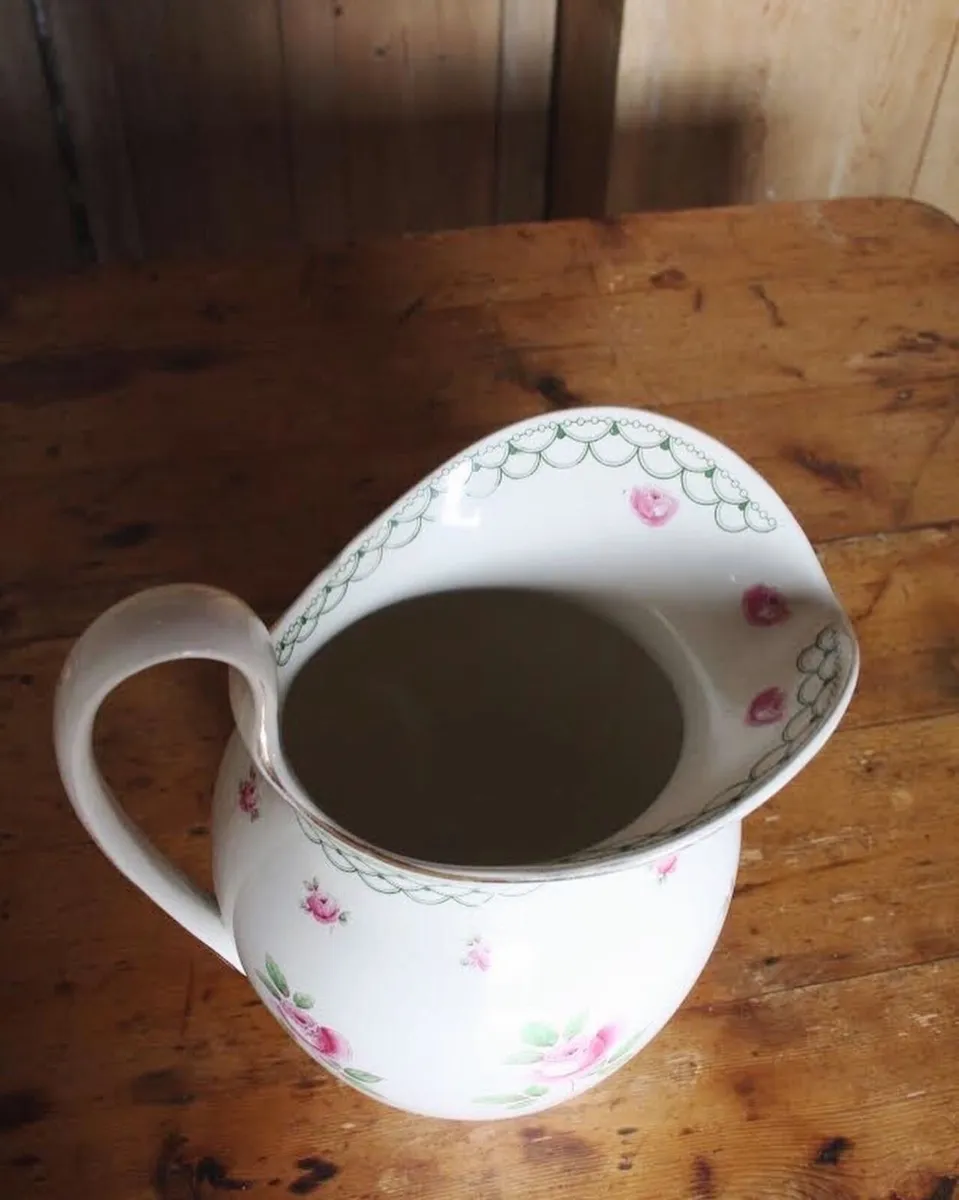 Large Antique Wash Jug - Image 2
