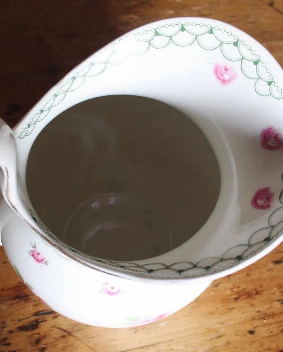 Large Antique Wash Jug - Image 3