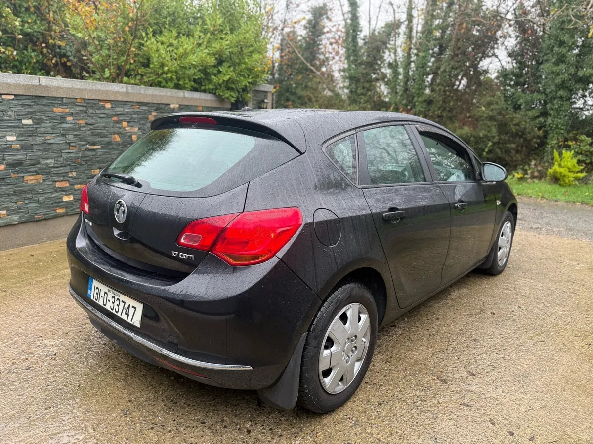 2013 Vauxhall Astra NCT & Tax - Image 3