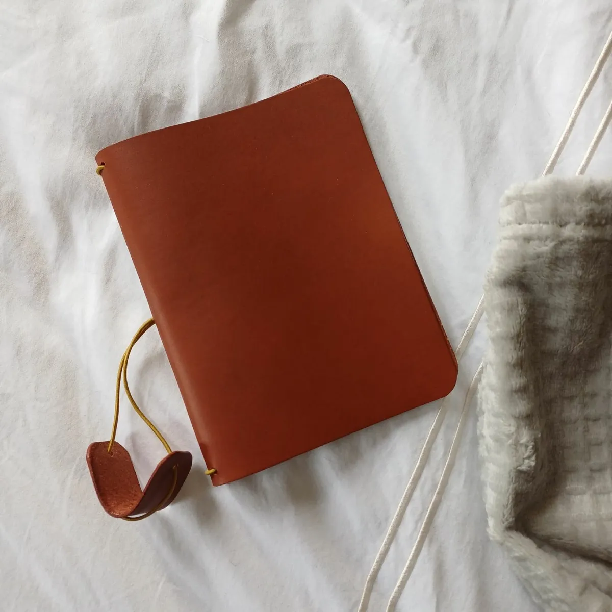 Red Leather Travelers Notebook A6 cover - Image 3