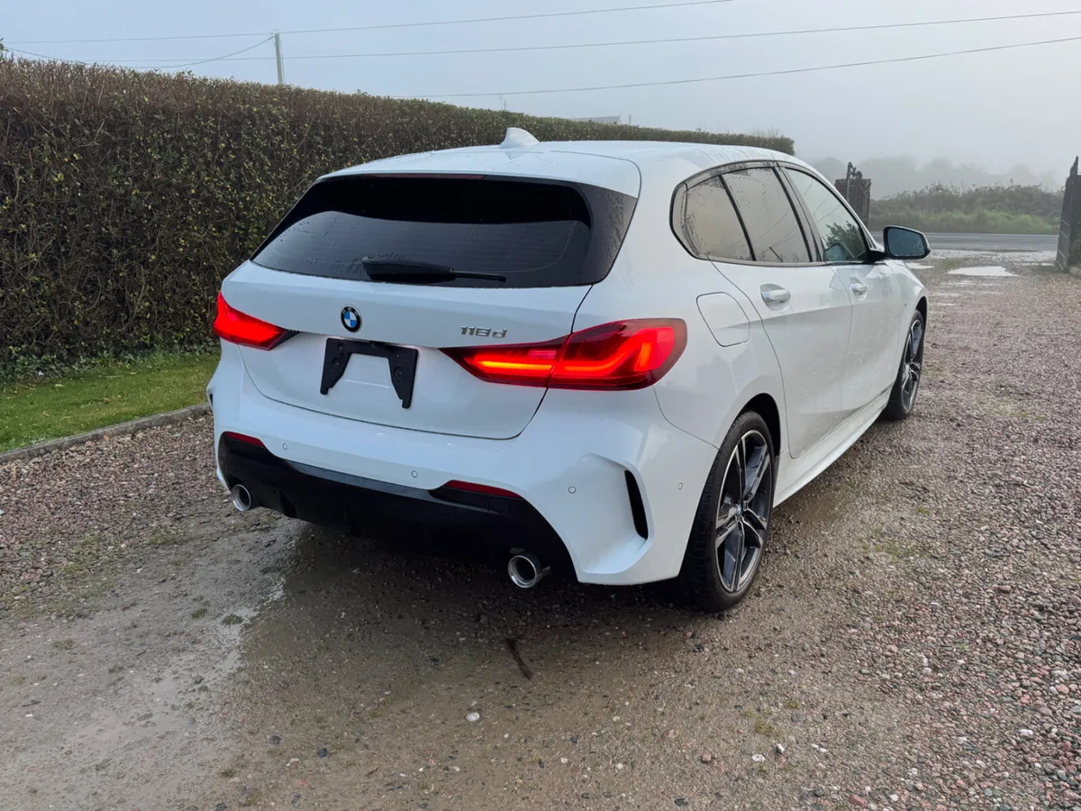 202 BMW 118D MSPORT JOY EDITION AUTO - Image 4