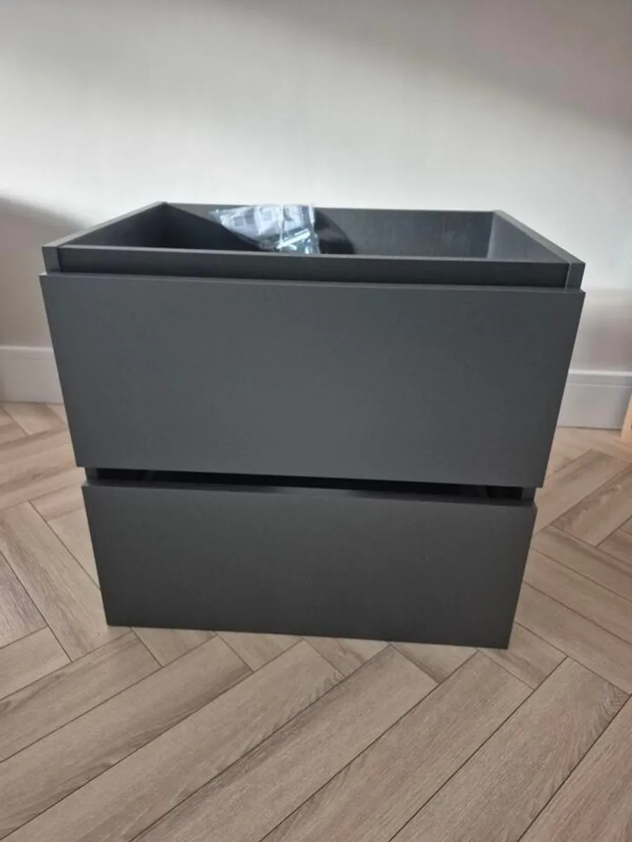 NEW Vanity Unit with sink - Image 1