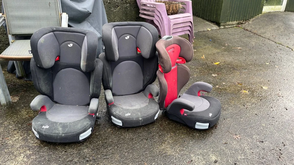 Child car seats - Image 1