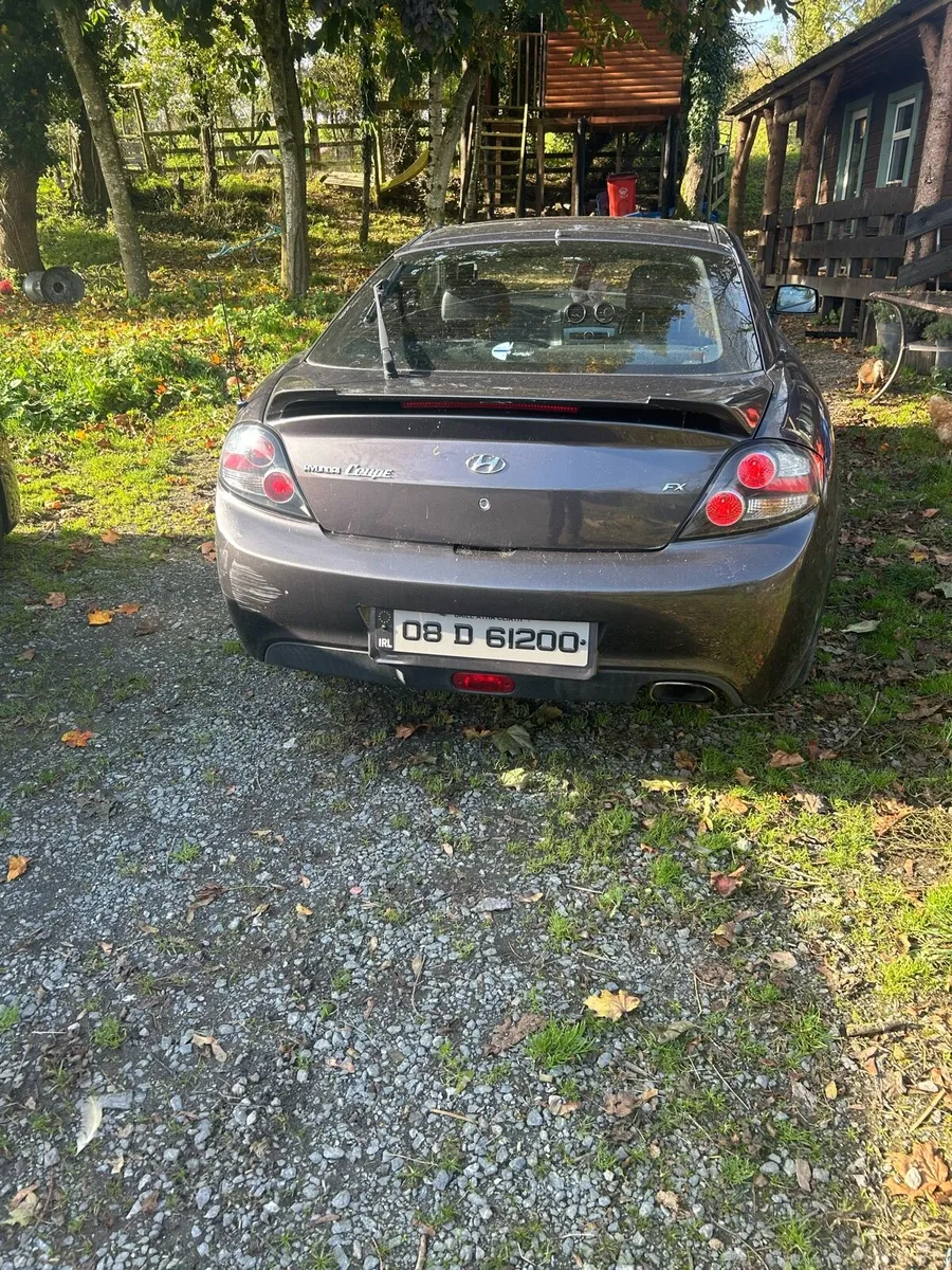 Hyundai coupe - Image 4