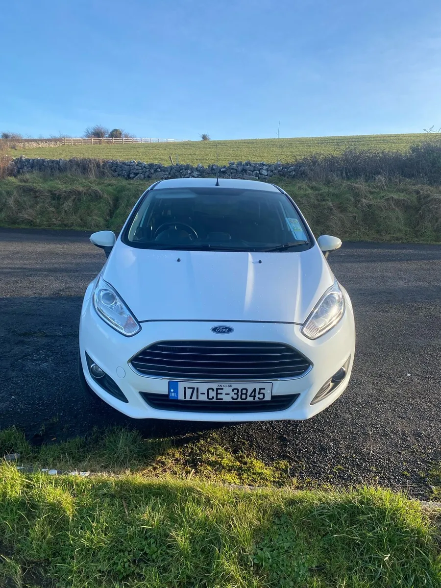 2017 Ford Fiesta 1.0 Eco Boost Zetec White Edition - Image 4