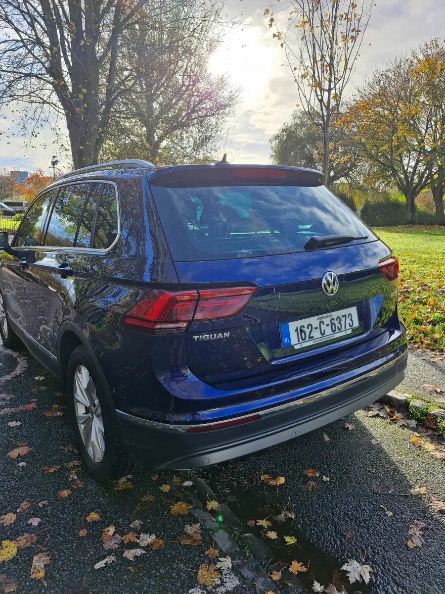 2016 (162) Volkswagen Tiguan HIGHLINE 2.0 TDI - Image 4