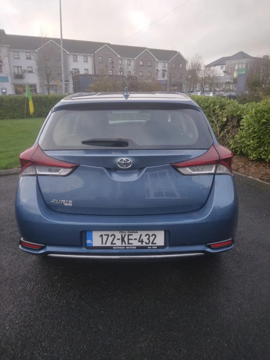 Toyota Auris 2017 - Image 4