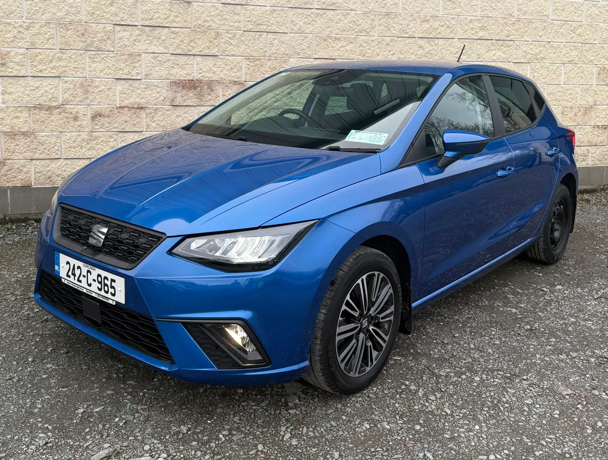 SEAT IBIZA 1.0 Petrol - Image 1
