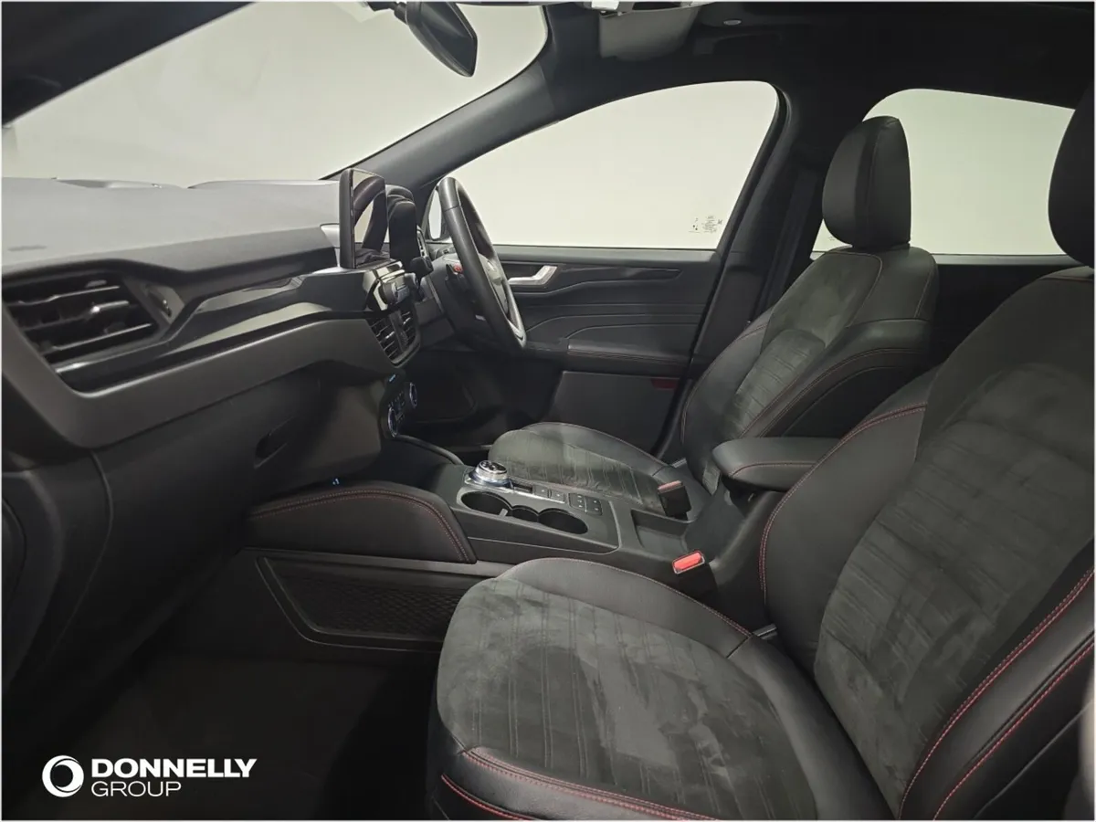 Ford Kuga Diesel Estate ST-Line X Edition - Image 4