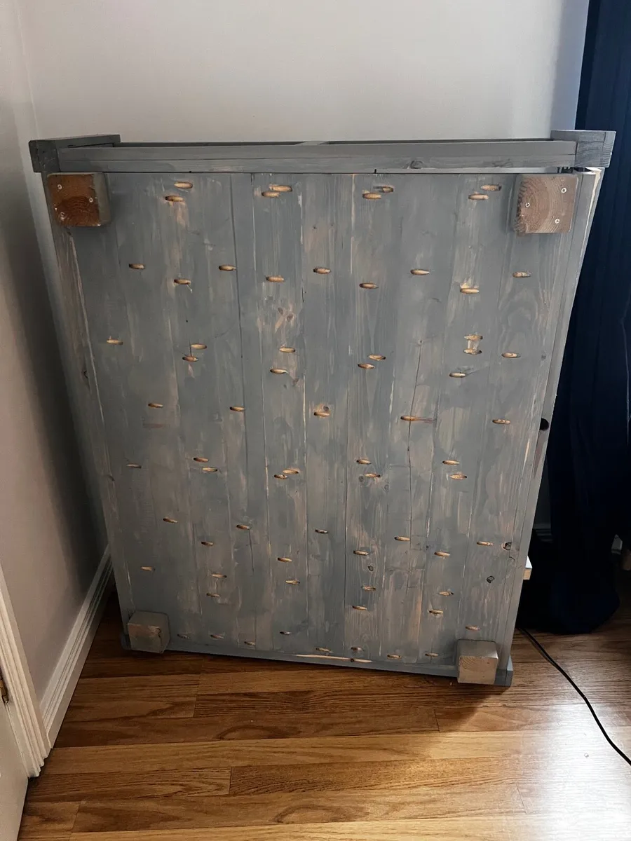 Free large dog bed wooden frame - no mattress incl - Image 2