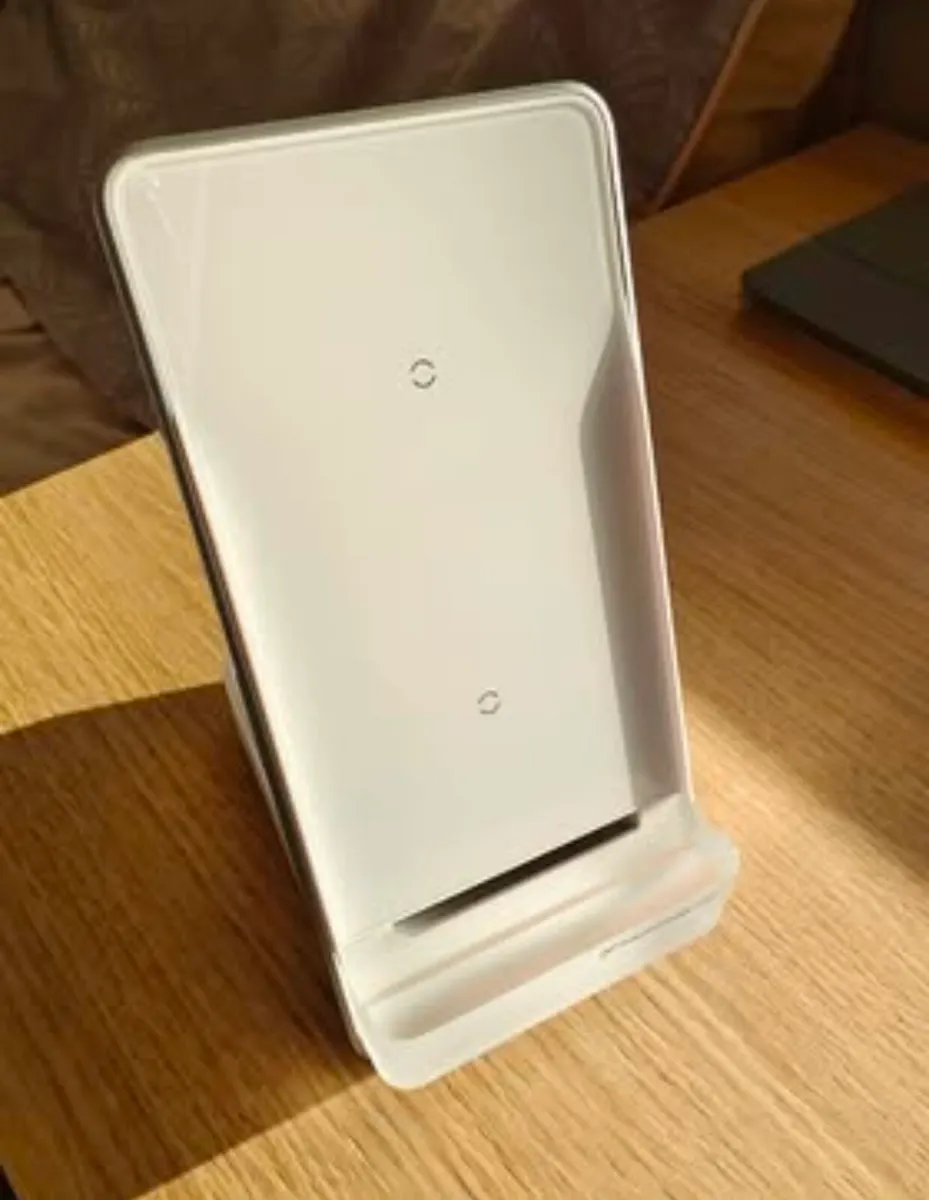 Wireless charger 50W with cooling fan - Image 2