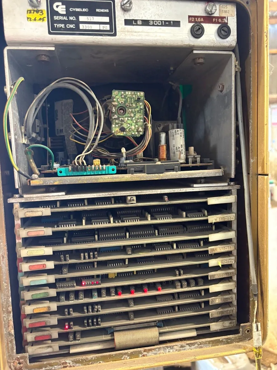 Cnc pressbrake controler and light guard - Image 4