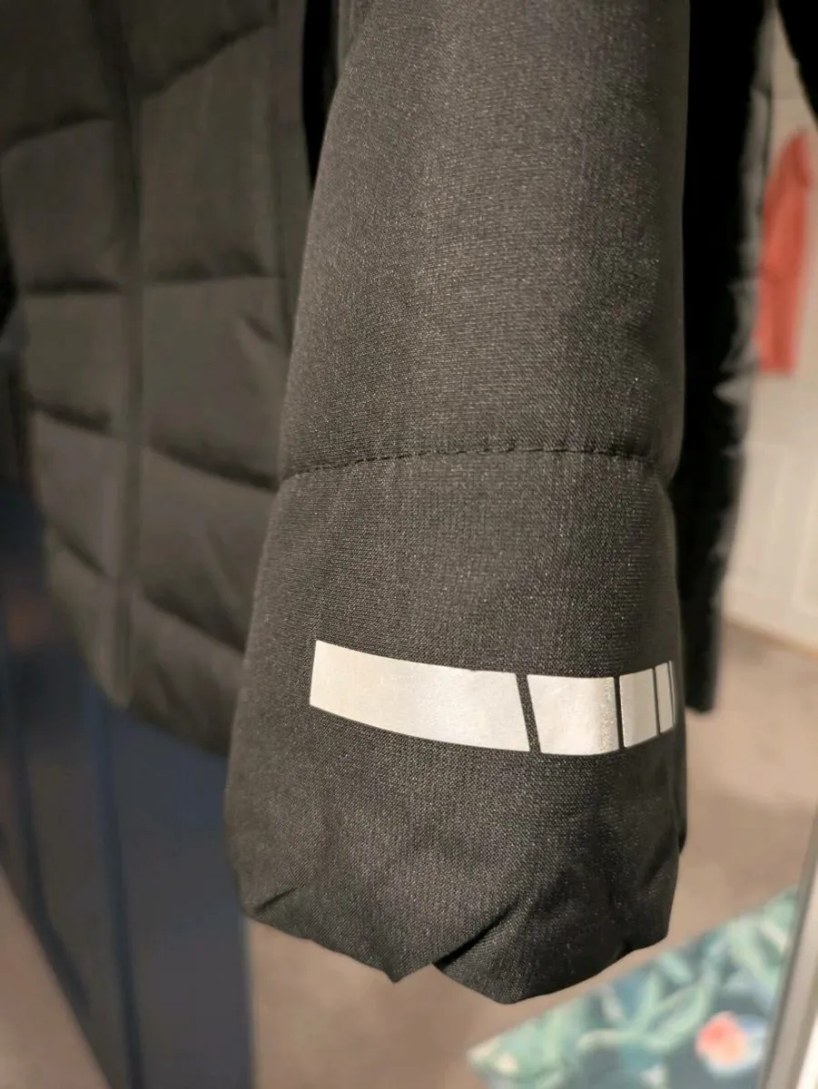 Girls age 12-13 Regatta Puffer Coat - Image 4