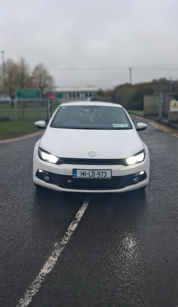 2014 volkswagon scirocco - Image 1