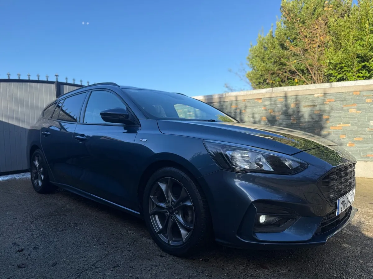 2021 Ford Focus ST Line - Image 1