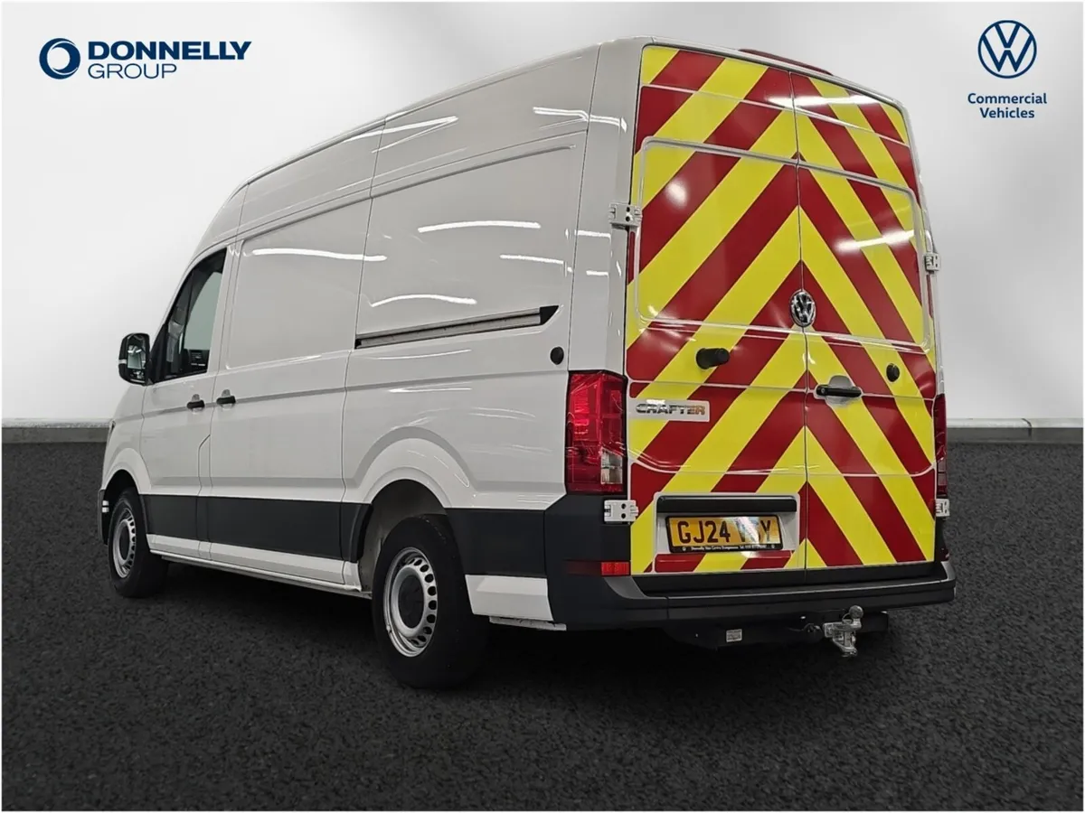 Volkswagen Crafter Cr35 Mwb Diesel Fwd Trendline - Image 3