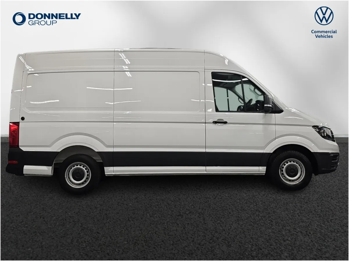 Volkswagen Crafter Cr35 Mwb Diesel Fwd Trendline - Image 4