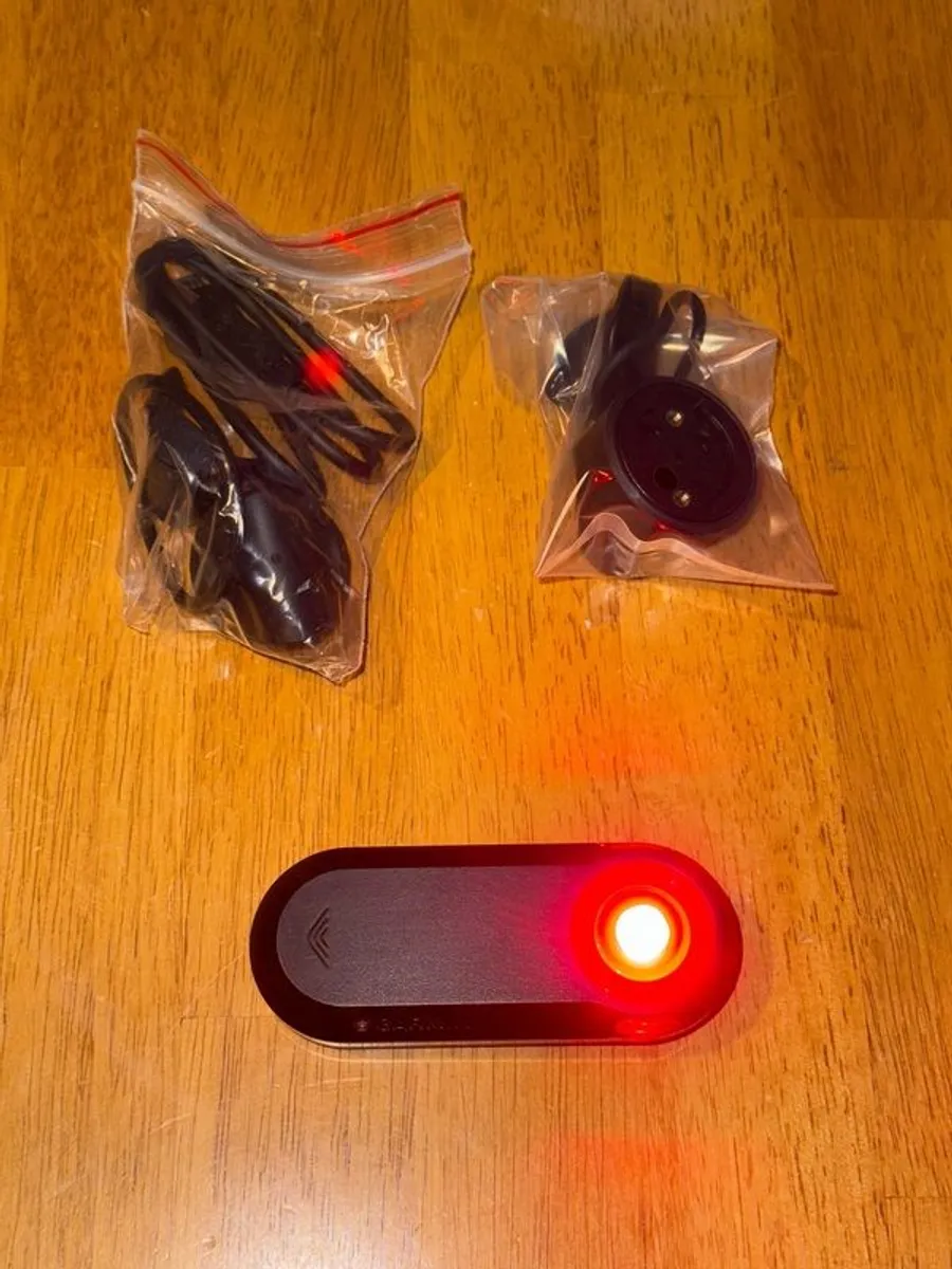 Garmin Edge 1050 & Varia Radar Light (as new) - Image 3