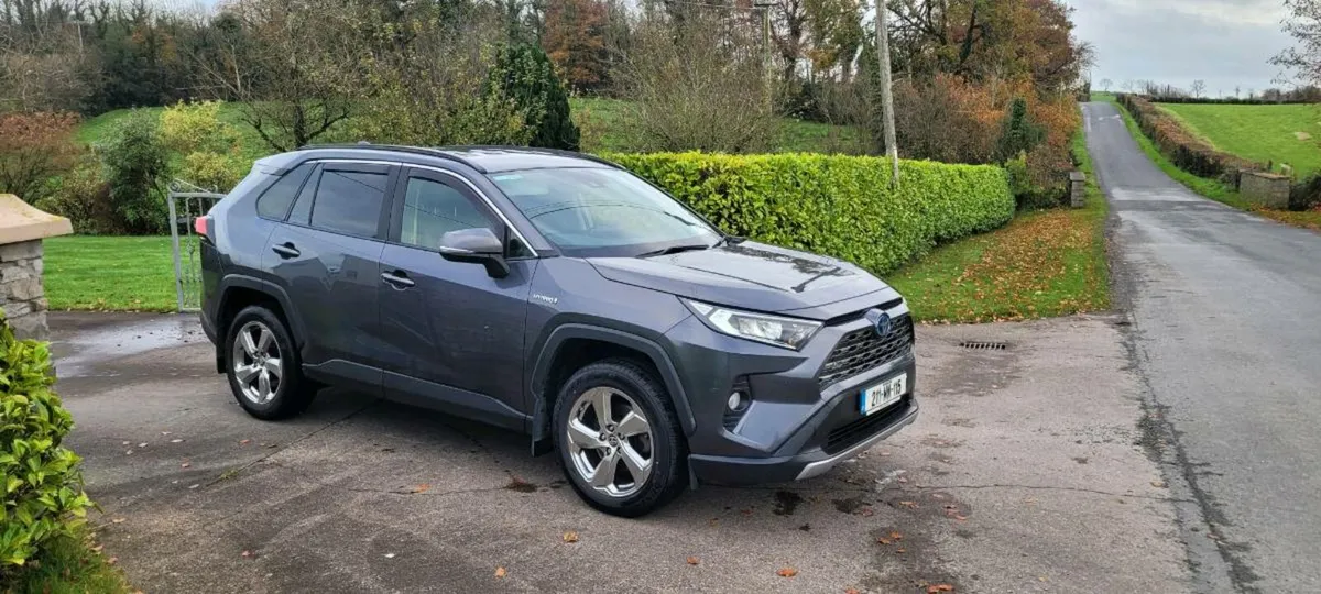 Toyota rav4 awd - Image 1