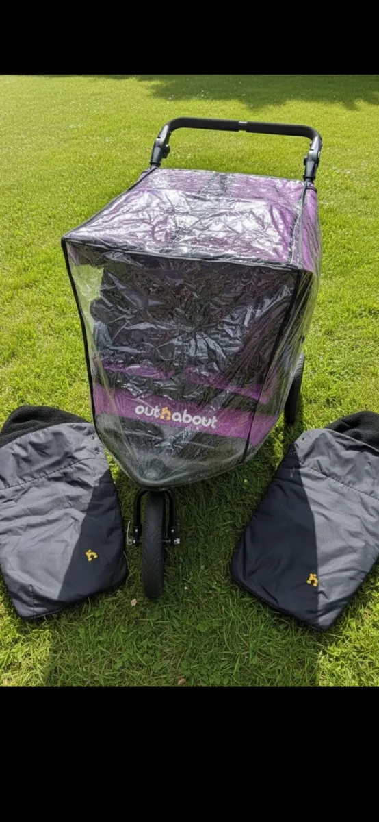 Out n About Double V4 Nipper Buggy/Stroller - Image 1