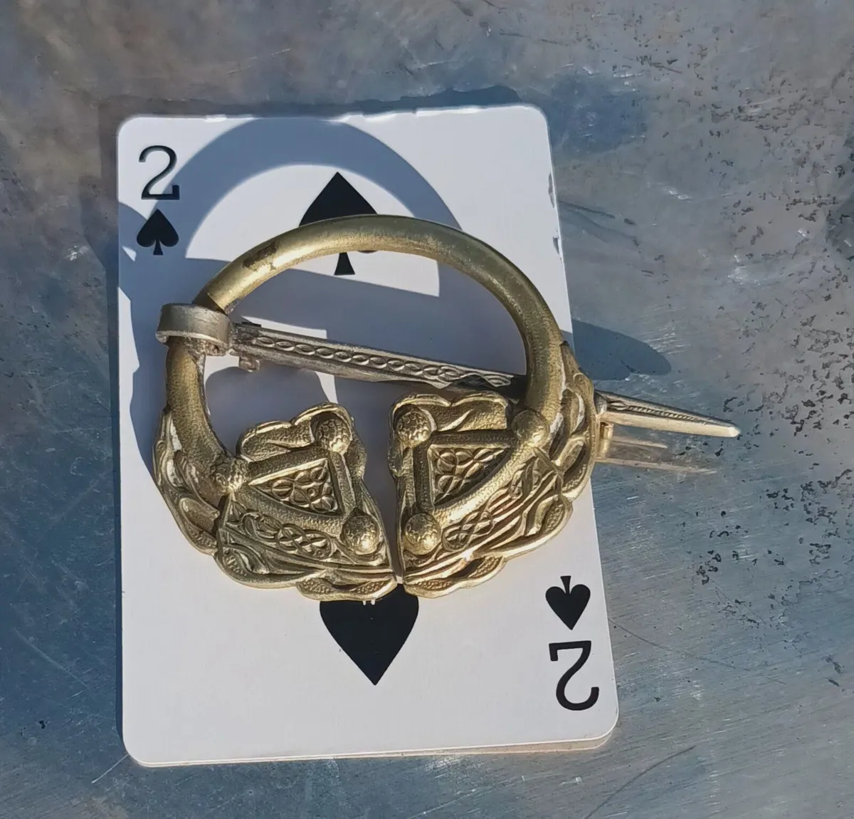 Large brass Dublin Tara brooch, Freepost D18 - Image 1