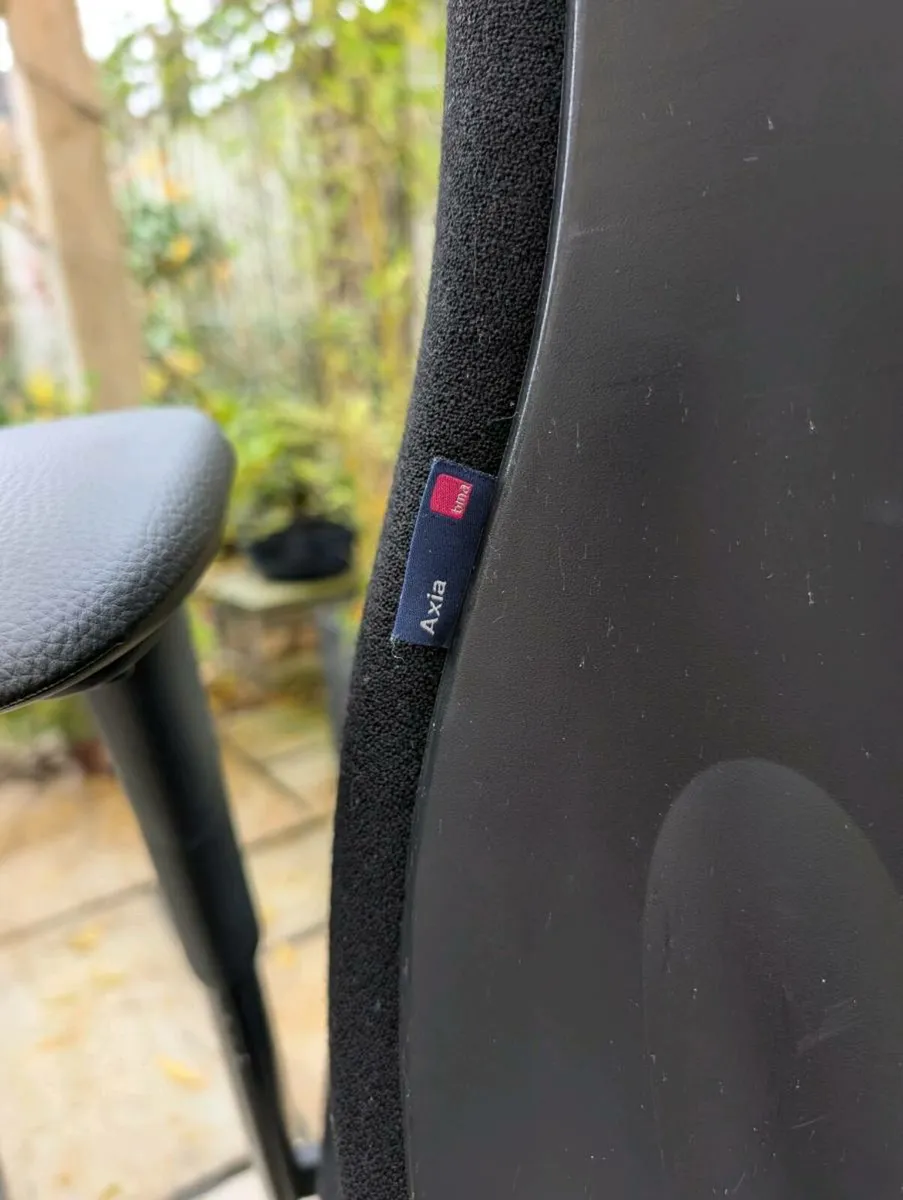 Ergonomic office chair - Image 3