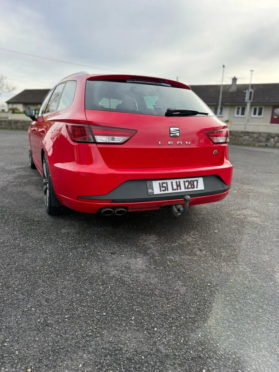 Seat Leon FR estate - Image 3
