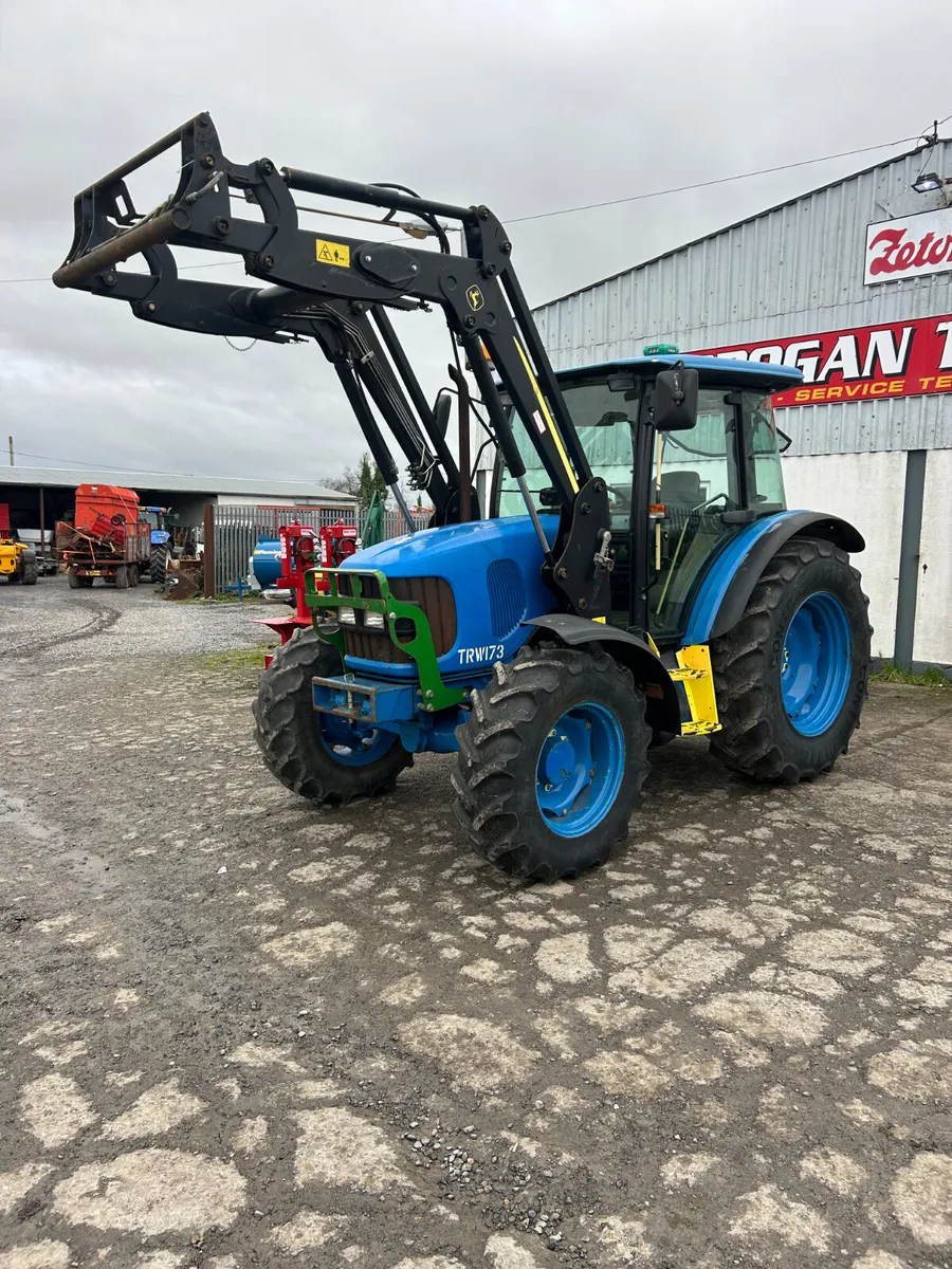 2013 John Deere 5090m c/w Loader - Image 1