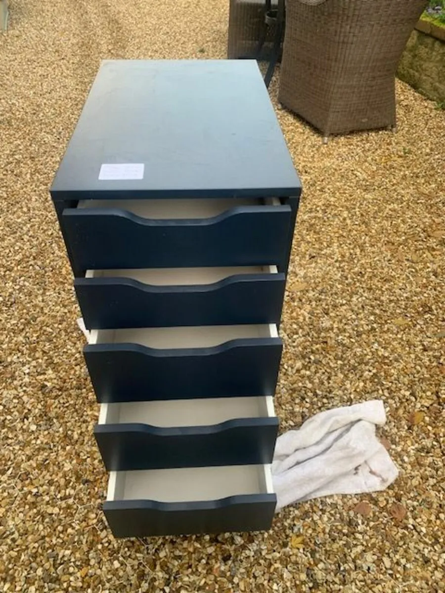 Pedestal 5 drawer unit Black/Blie - Image 1