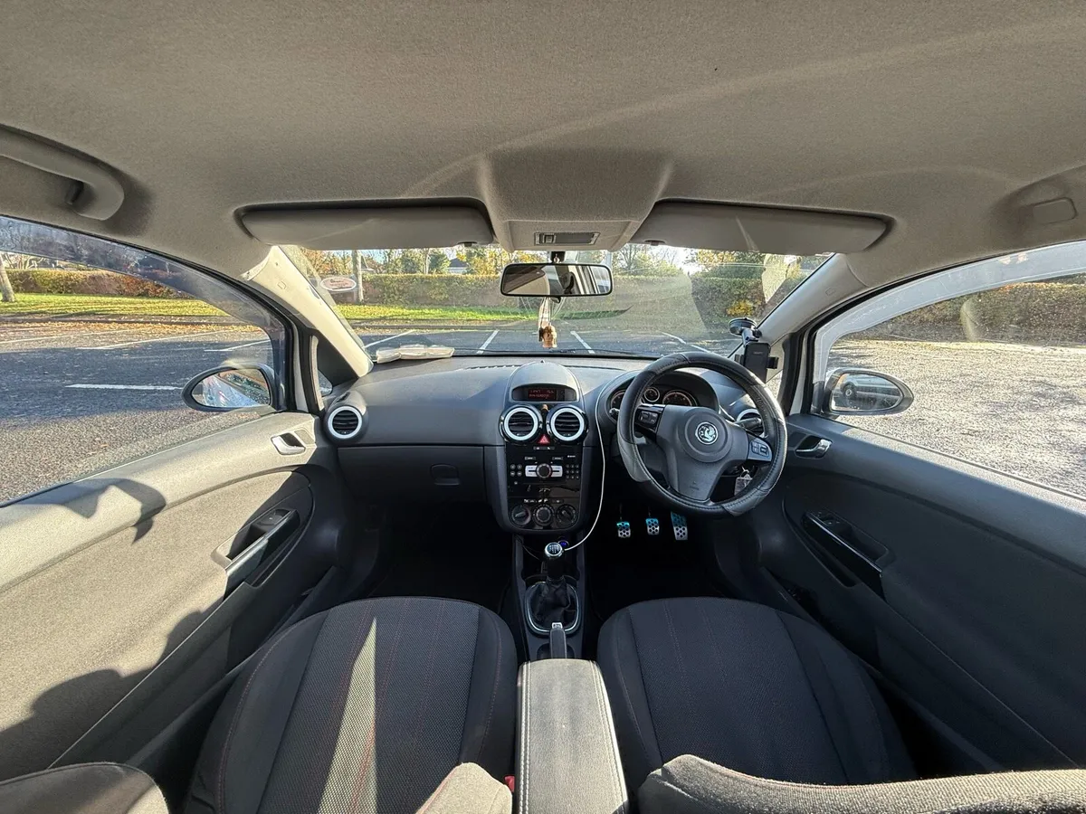 Vauxhall Corsa 1.2 Limited Edition - Image 4