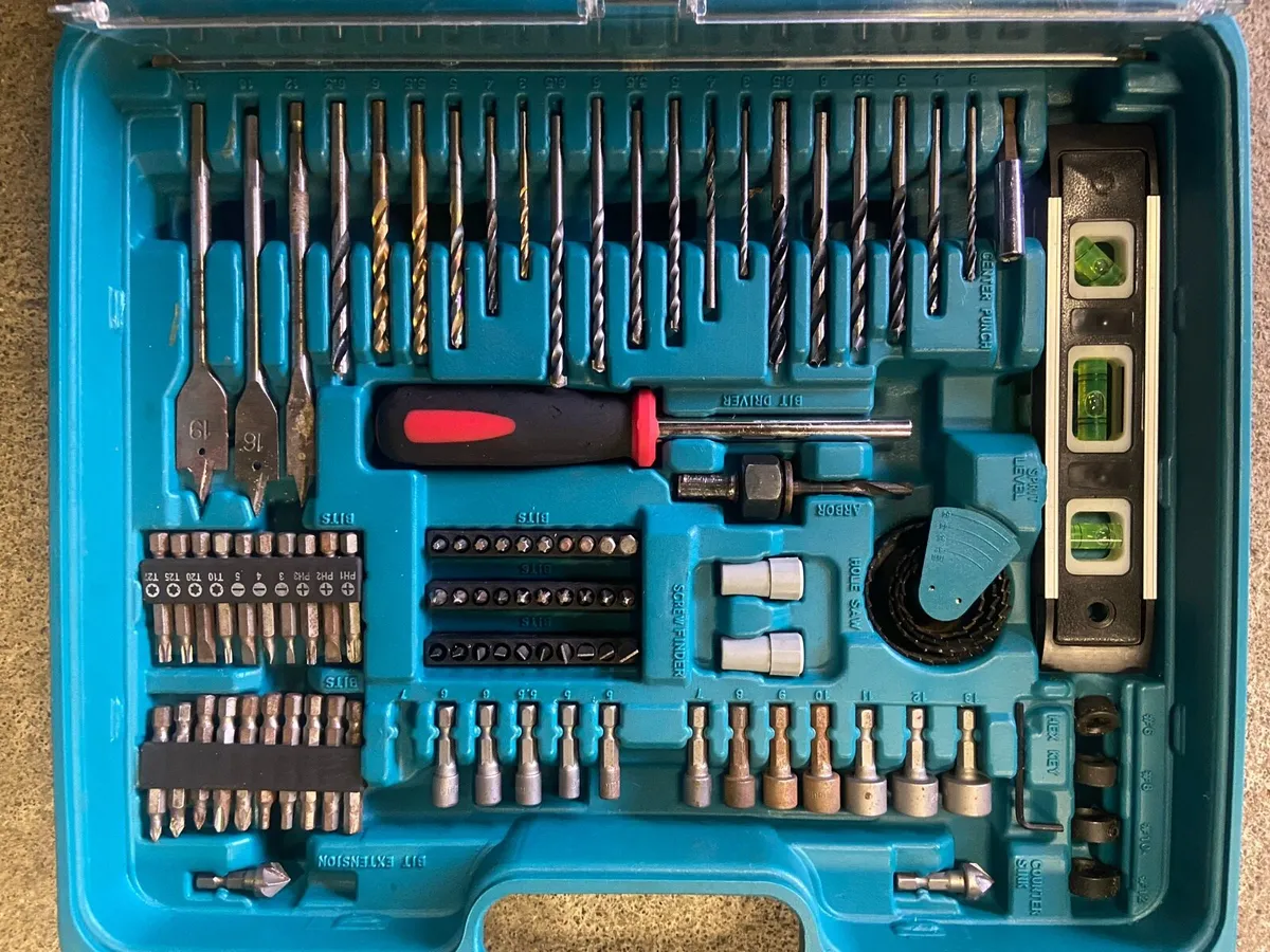 Makita 18 Volt Cordless Drill - Image 3