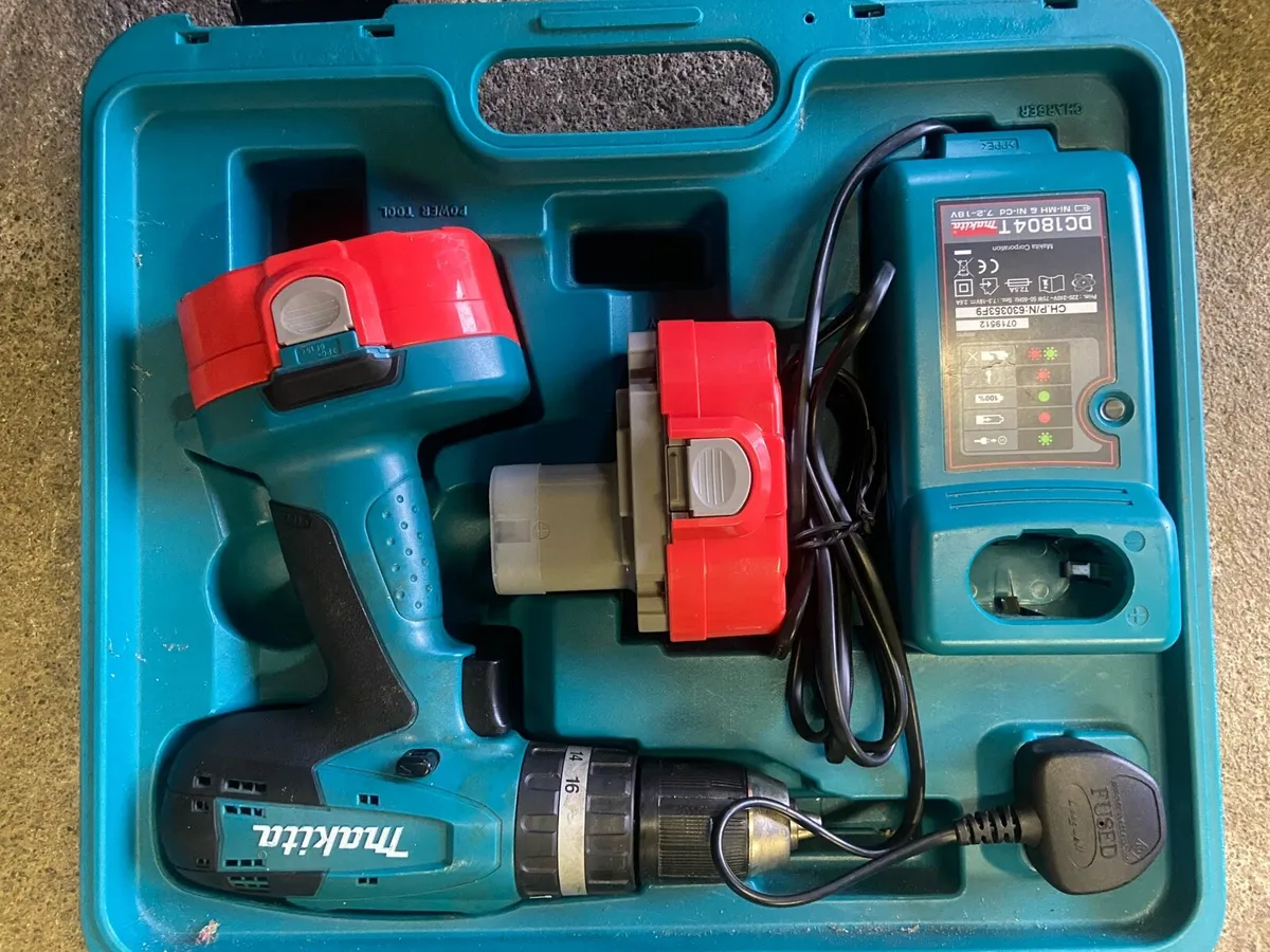 Makita 18 Volt Cordless Drill - Image 4