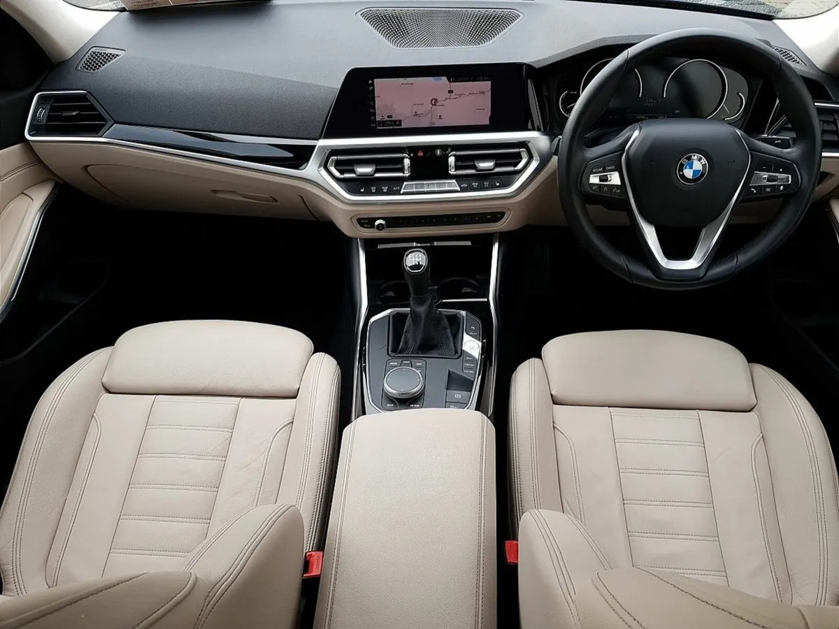 BMW 3-Series 318d Sport - Image 4