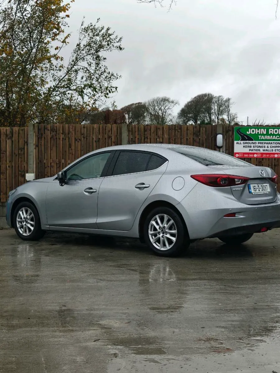 Mazda 3 1.5 diesel - Image 2