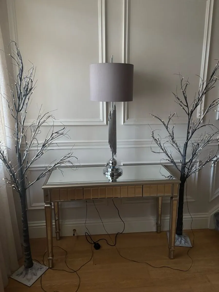 2 No. Pre lit electric twig tree - Image 4