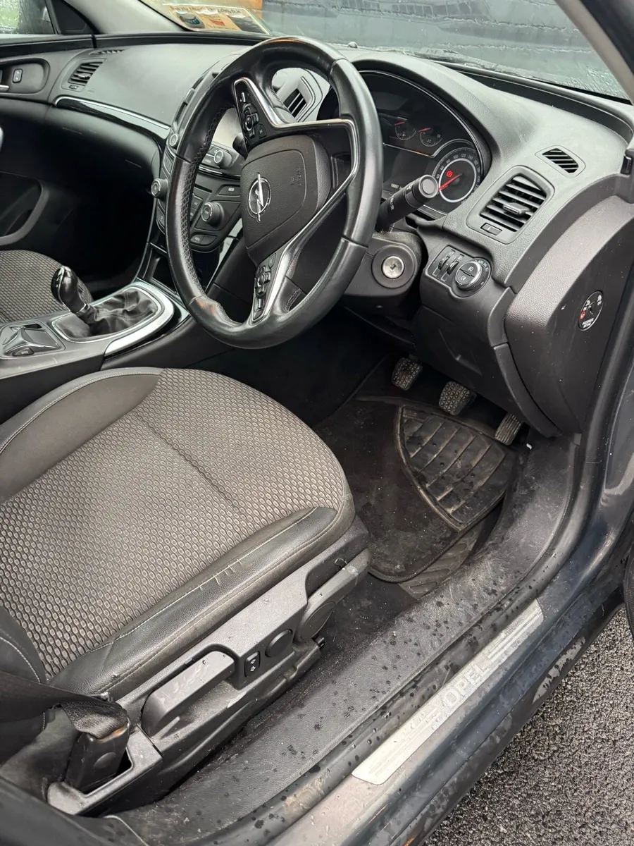 Opel isnigia 2014 diesel - Image 1