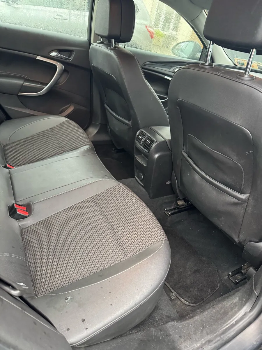 Opel isnigia 2014 diesel - Image 3