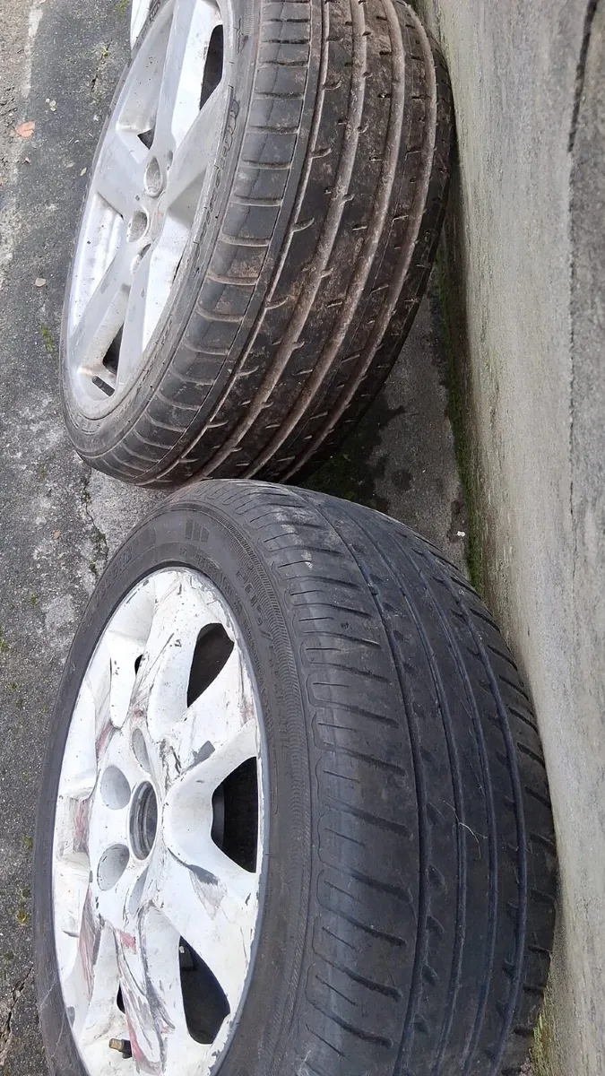 Car Tyres - Image 1
